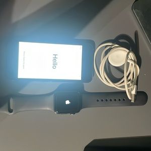 Apple Watch Series 3 & iPod